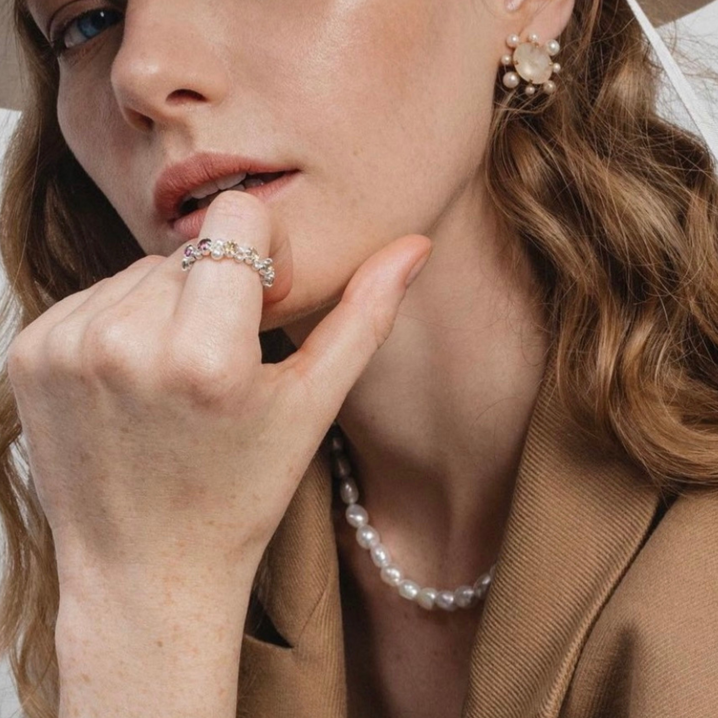 OSCAR Baroque Pearl Necklace
