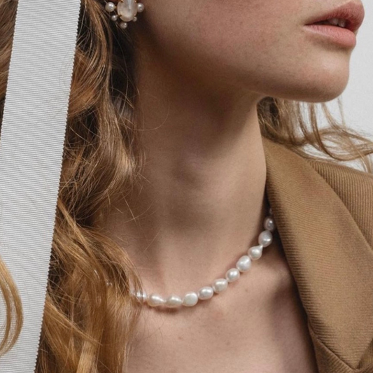 OSCAR Baroque Pearl Necklace