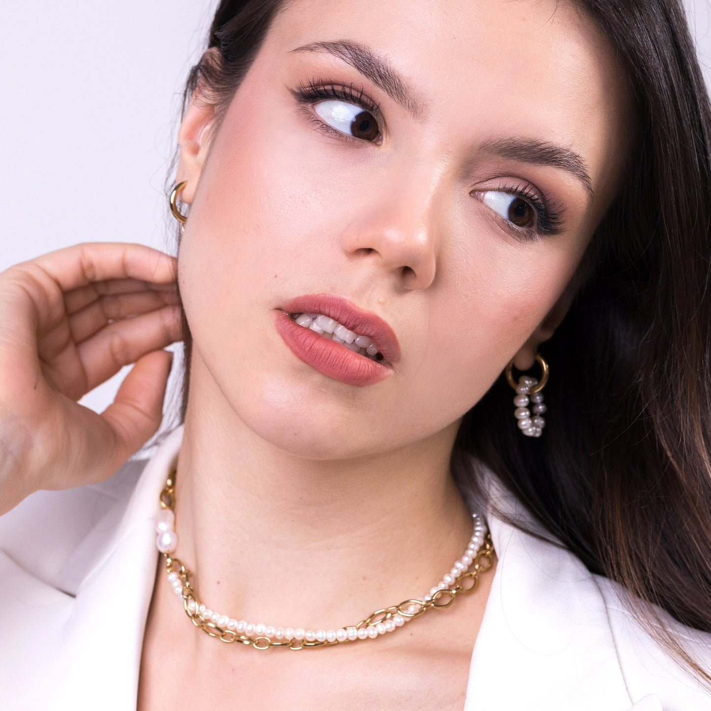 OLIVIA Half Chain Half Pearl Necklace