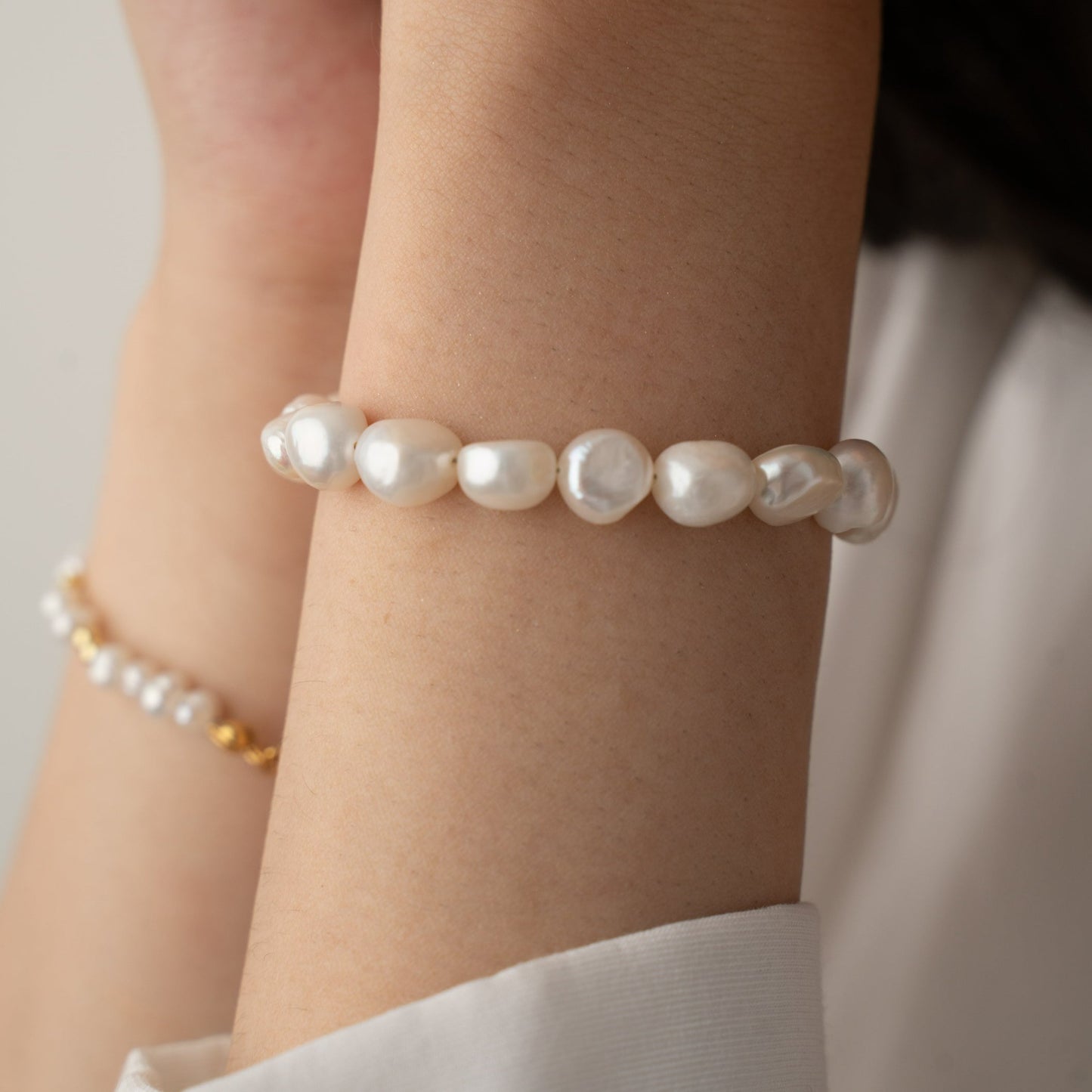 MAYA Irregular Pearl Bracelet