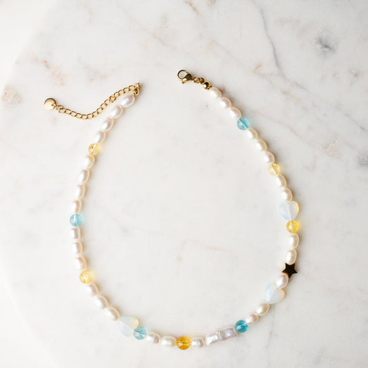 FANTASY Freshwater Pearl Necklace Choker