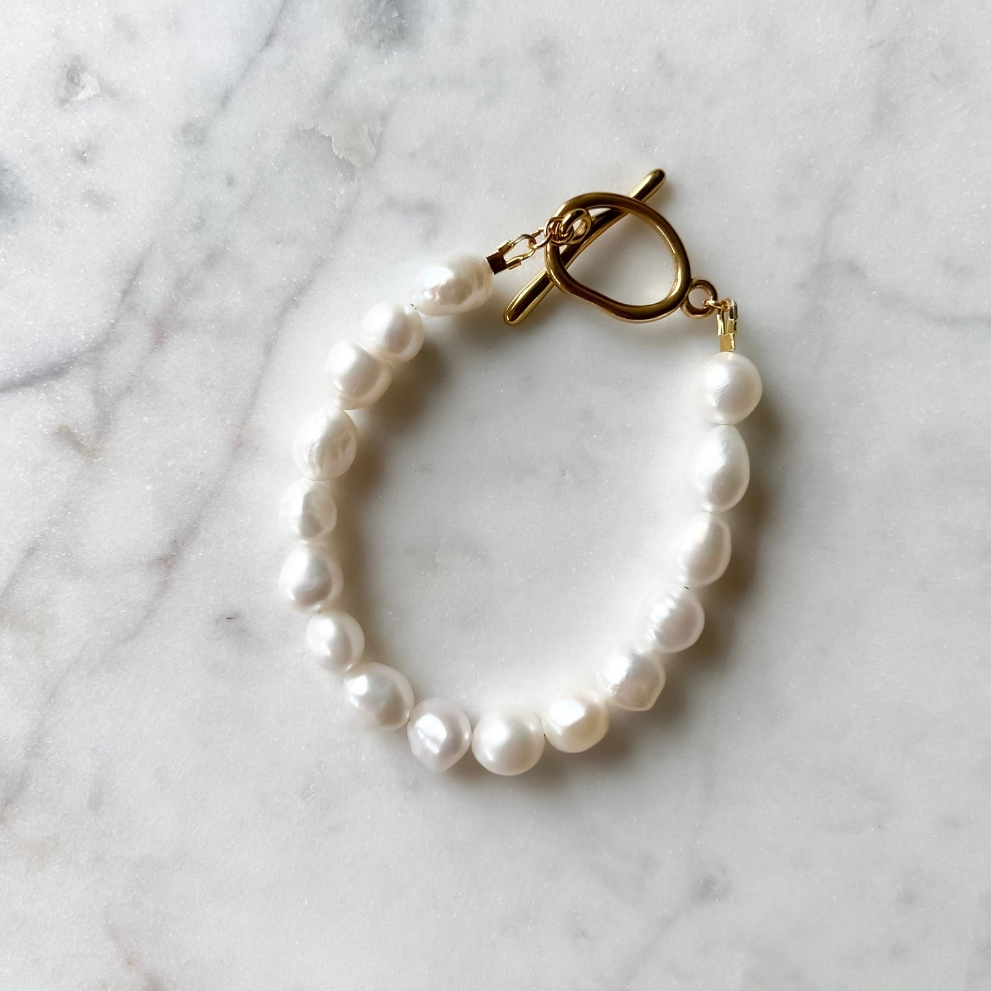 MAYA Irregular Pearl Bracelet