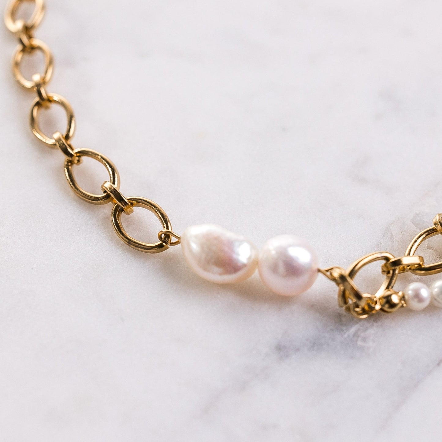 OLIVIA Half Chain Half Pearl Necklace