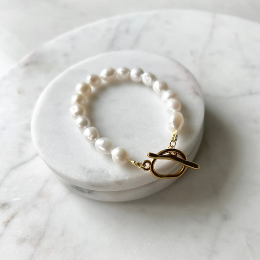 MAYA Irregular Pearl Bracelet